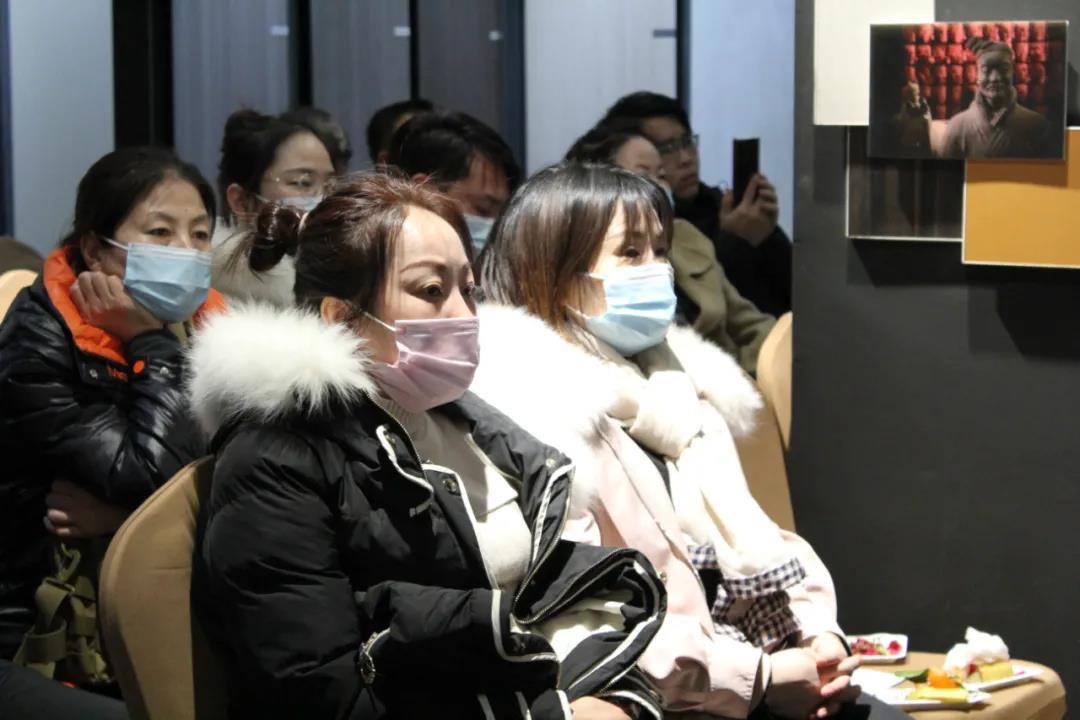 恭喜！華洲木業(yè)（陜西）運(yùn)營中心首航儀式暨供應(yīng)鏈賦能模式發(fā)布會圓滿舉辦！(圖11)